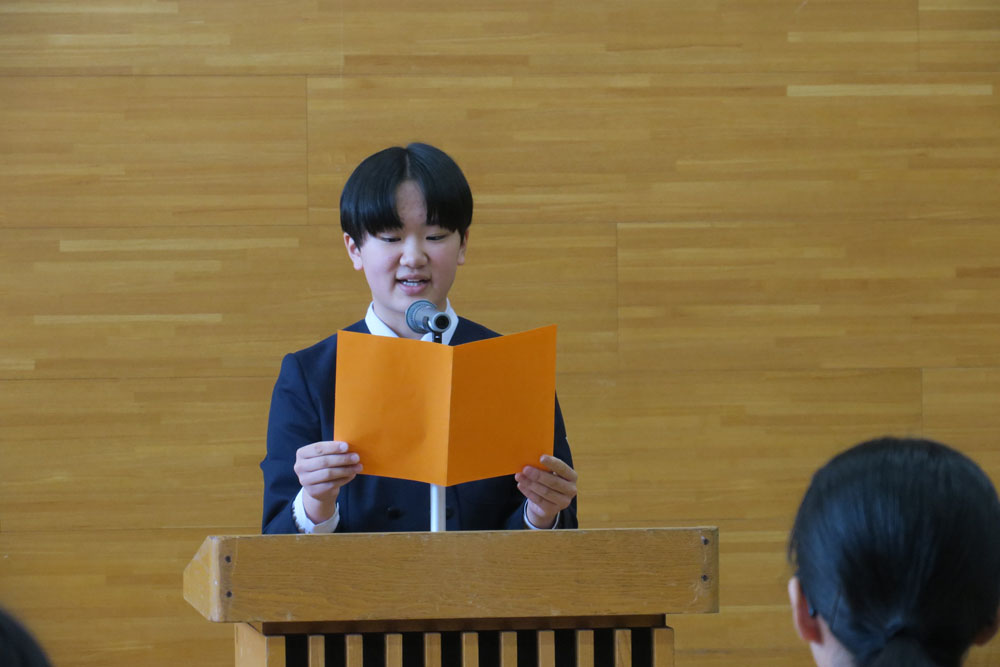 生徒会役員任命式の様子4